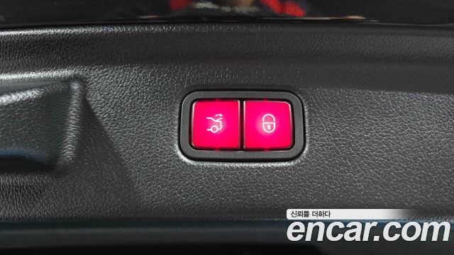 Mercedes-Benz S-Class 2022 — photo 17
