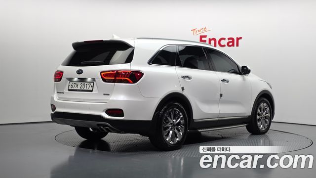 Kia Sorento 2018 — photo 2