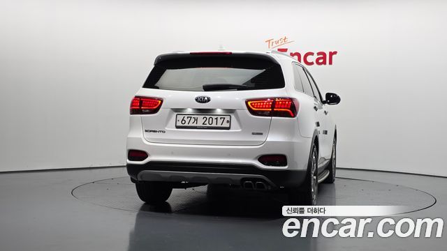 Kia Sorento 2018 — photo 4