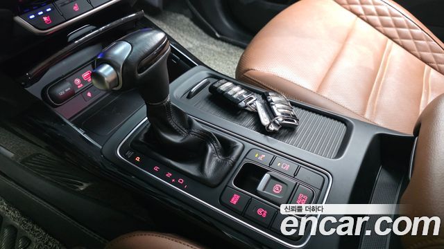 Kia Sorento 2018 — photo 12