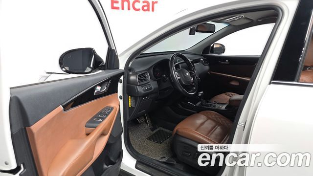Kia Sorento 2018 — photo 13