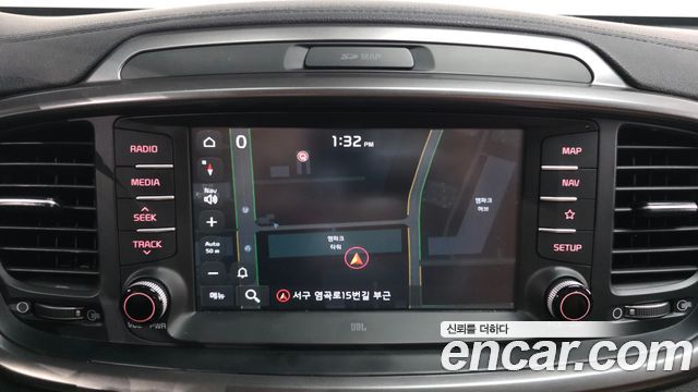 Kia Sorento 2018 — photo 20