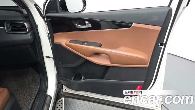 Kia Sorento 2018 — photo 14