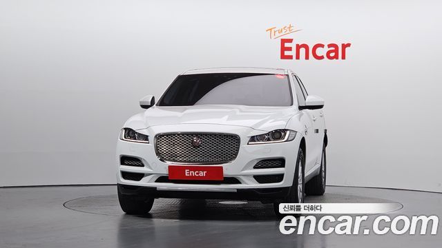 Jaguar F-PACE 2018 — photo 3