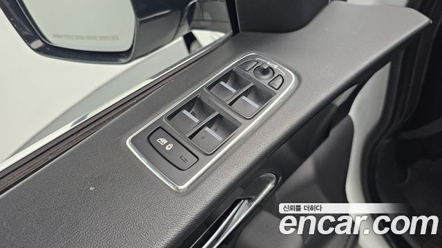 Jaguar F-PACE 2018 — photo 33