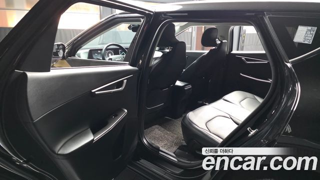 Kia EV6 2022 — photo 16