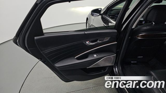 Kia K9 2021 — photo 15