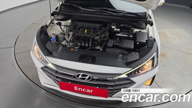 Hyundai AVANTE 2020 — photo 6