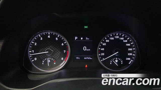Hyundai AVANTE 2020 — photo 11