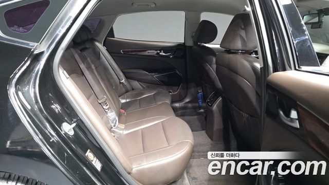 Kia K7 2016 — photo 18