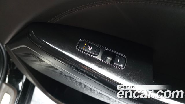 Kia K7 2016 — photo 25