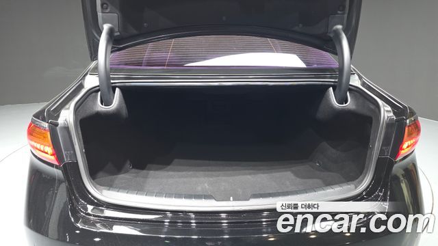 Kia K7 2016 — photo 26