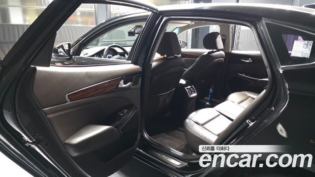 Kia K7 2016 — photo 16