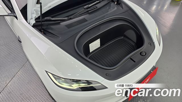 Tesla Model 3 2025 — photo 6