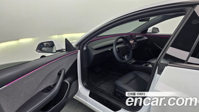 Tesla Model 3 2025 — photo 17