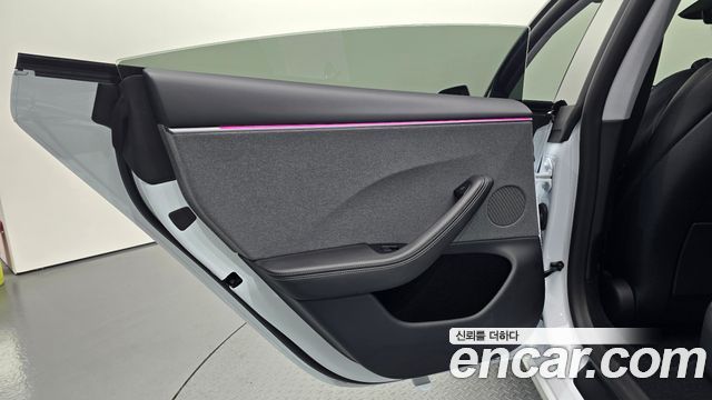Tesla Model 3 2025 — photo 15