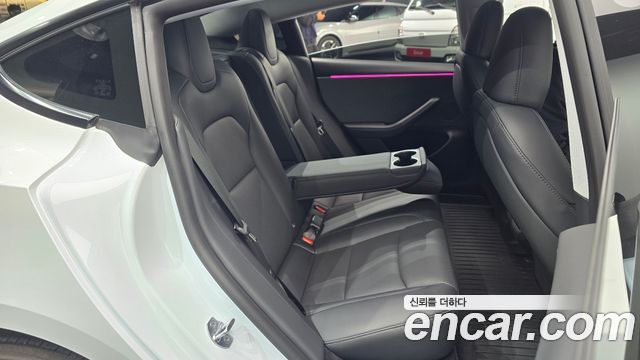 Tesla Model 3 2025 — photo 16