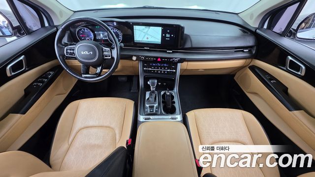 Kia Canival 2023 — photo 7