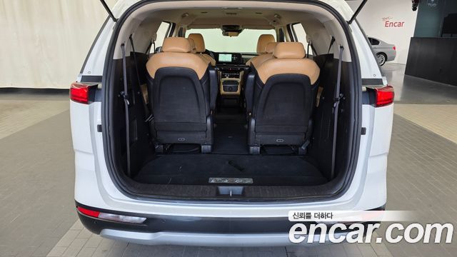 Kia Canival 2023 — photo 20