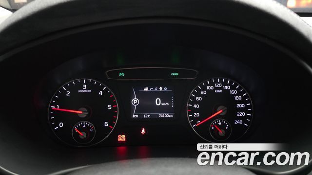 Kia Sorento 2016 — photo 11