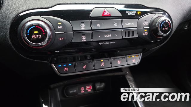 Kia Sorento 2016 — photo 22