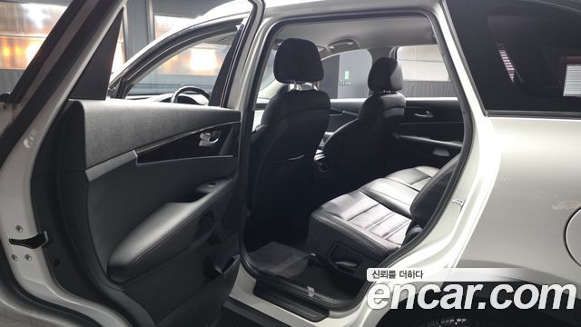 Kia Sorento 2016 — photo 16