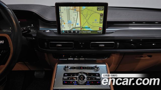 Lincoln Aviator 2020 — photo 14