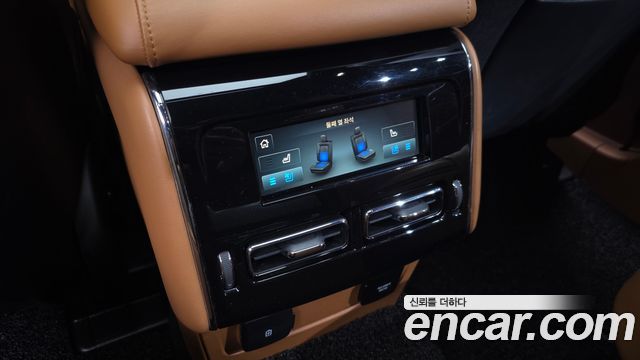 Lincoln Aviator 2020 — photo 19