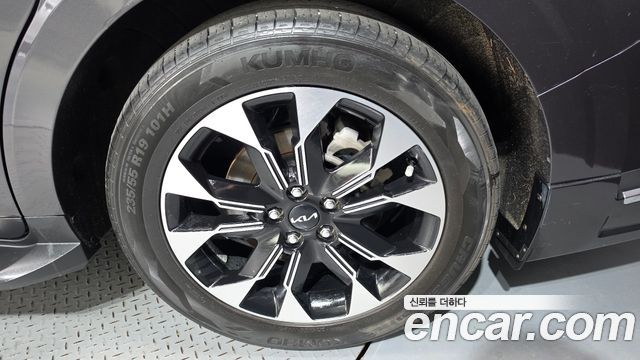 Kia Canival 2022 — photo 5