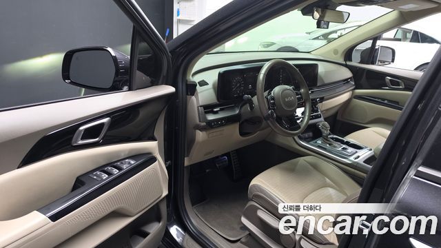 Kia Canival 2022 — photo 10