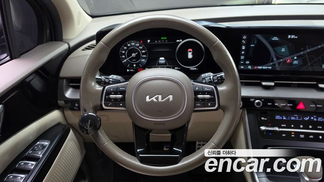Kia Canival 2022 — photo 12