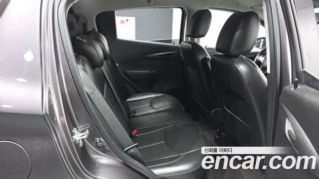 Chevrolet Korea Spark 2016 — photo 18
