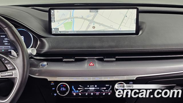 Genesis G80 2022 — photo 14