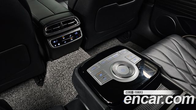 Genesis G80 2022 — photo 19
