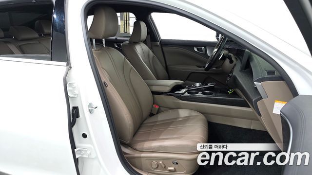 Kia K8 2023 — photo 13