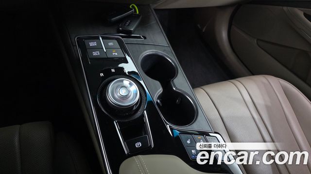 Kia K8 2023 — photo 16