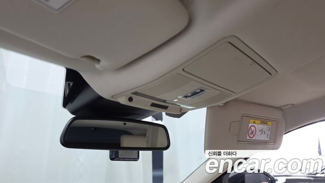 Land Rover Range Rover Evoque 2018 — photo 23