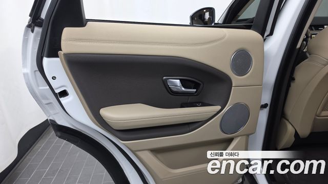 Land Rover Range Rover Evoque 2018 — photo 15