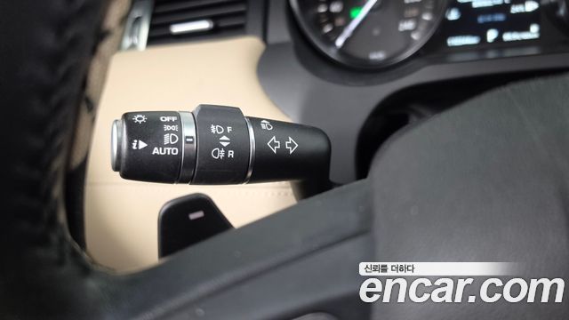 Land Rover Range Rover Evoque 2018 — photo 27
