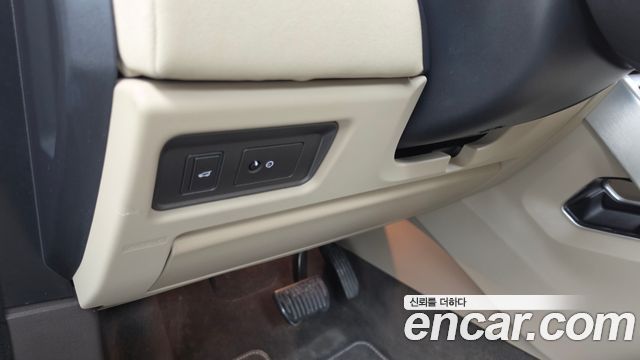 Land Rover Range Rover Evoque 2018 — photo 31