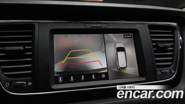 Kia Canival 2019 — photo 21