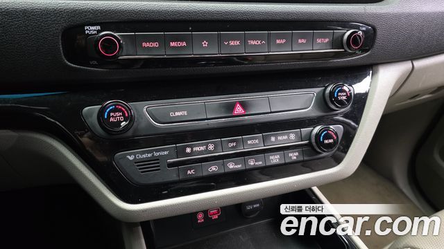 Kia Canival 2019 — photo 22