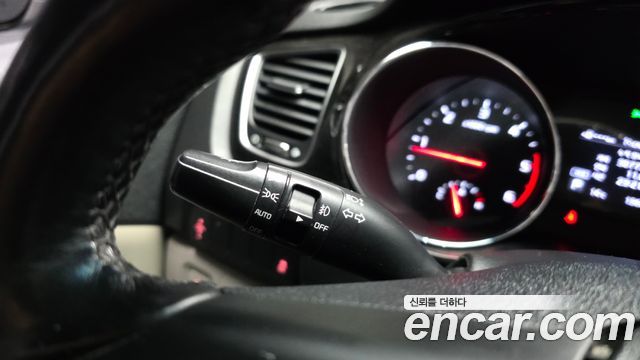 Kia Canival 2019 — photo 23