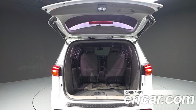 Kia Canival 2019 — photo 26