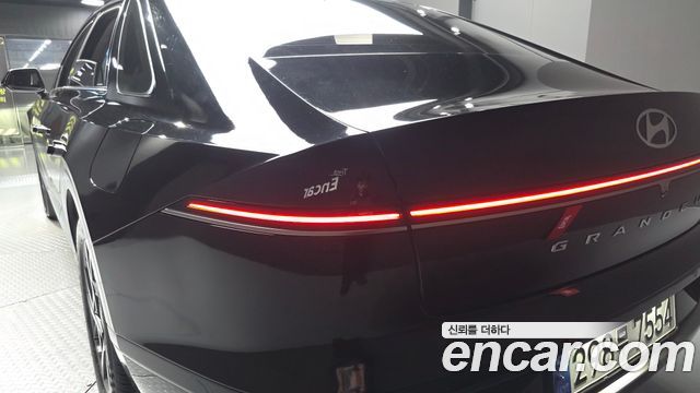 Hyundai Grandeur 2023 — photo 9