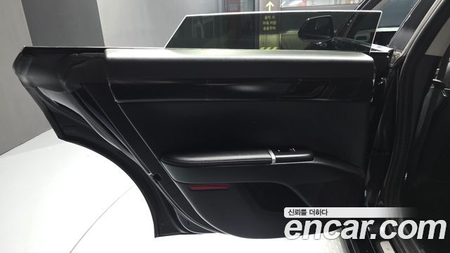 Hyundai Grandeur 2023 — photo 15