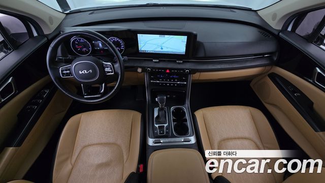 Kia Canival 2023 — photo 10