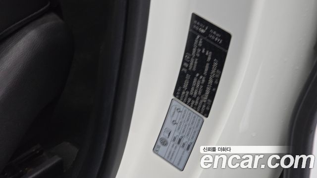 Kia Canival 2023 — photo 24