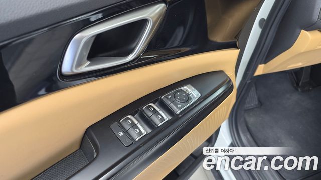 Kia Canival 2023 — photo 27