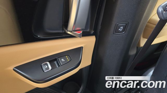 Kia Canival 2023 — photo 28